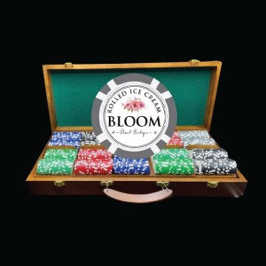 500 Ct. Walnut Wooden Custom Poker Chip Set - 8 Stripe 500 Ct. Walnut Wooden Custom Poker Chip Set - 8 Stripe